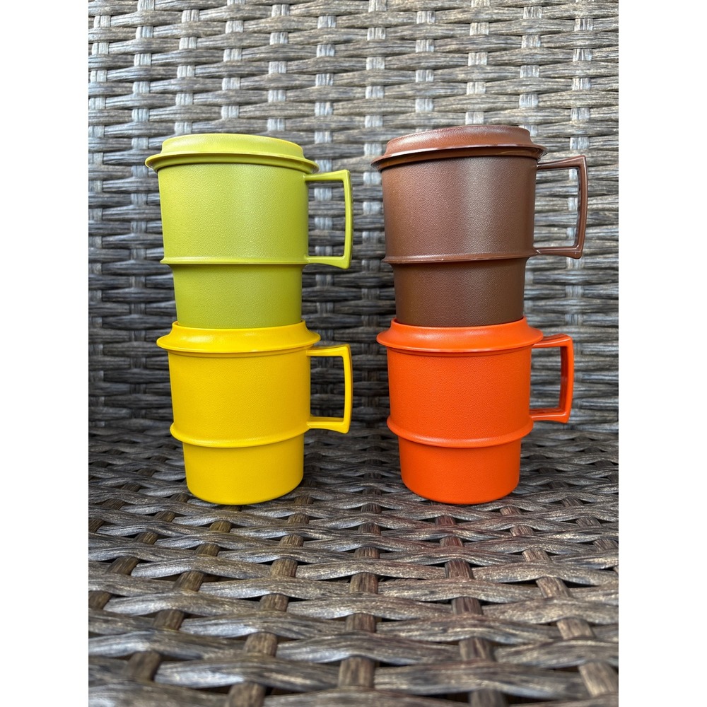 Vtg Tupperware Stacking Mugs with Lids Set of 4 Harvest Colors 1312 Retro 60s